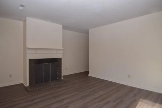 $1,395 | 111 Cedar Grove Drive, Unit B, North Charleston, SC 29420