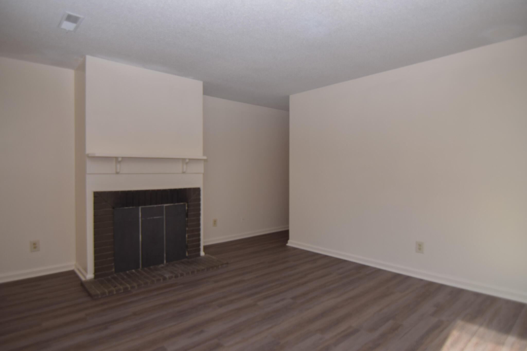 111 Cedar Grove Drive, Unit B North Charleston, SC 29420 - Photo 2 of 12 111 Cedar Grove B-12