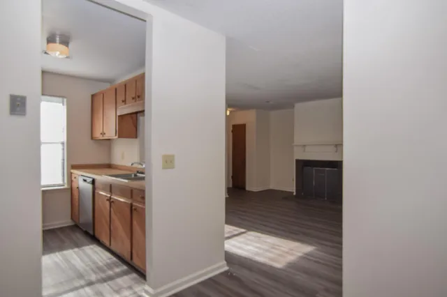 $1,395 | 111 Cedar Grove Drive, Unit B, North Charleston, SC 29420