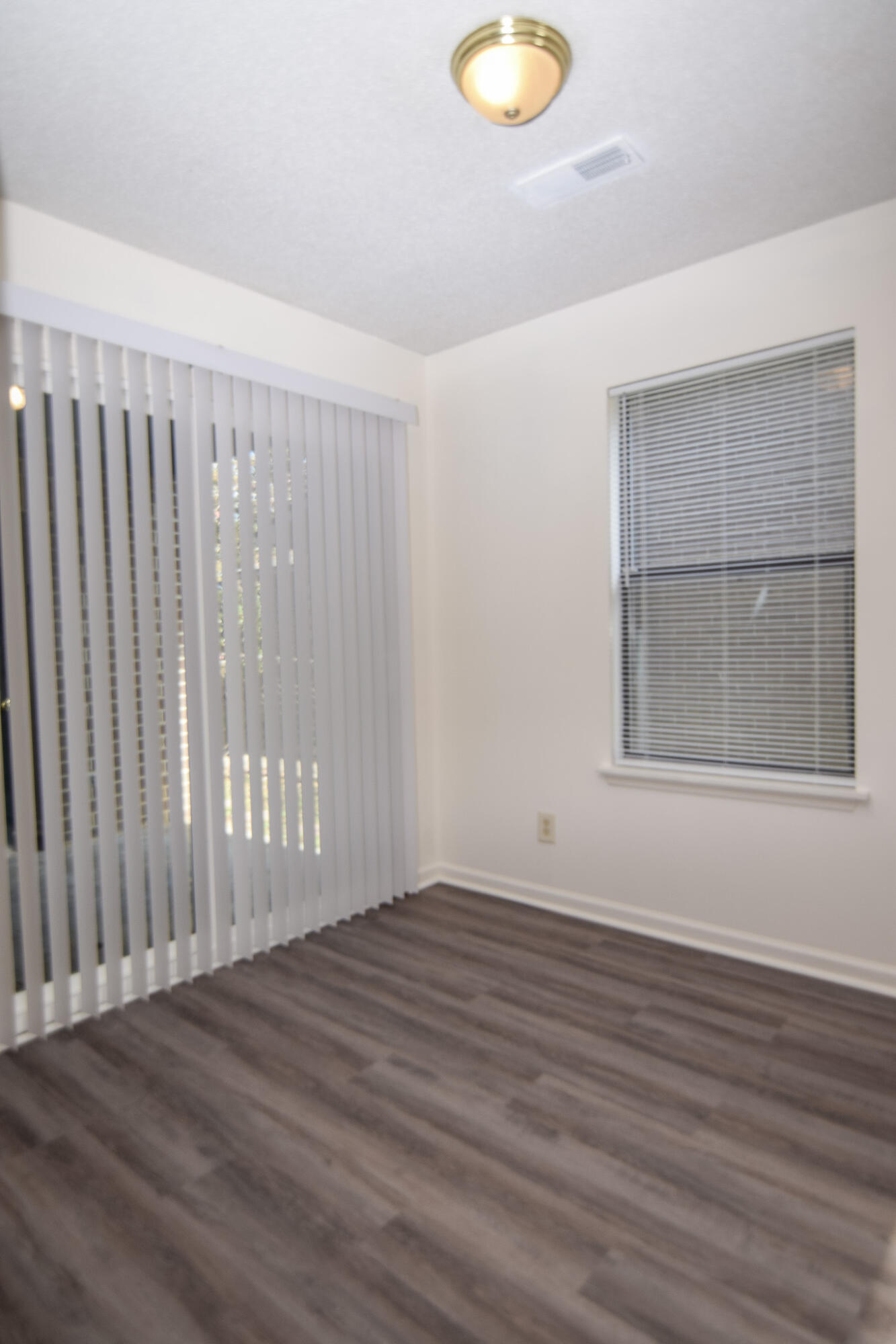 111 Cedar Grove Drive, Unit B North Charleston, SC 29420 - Photo 4 of 12 111 Cedar Grove B-08