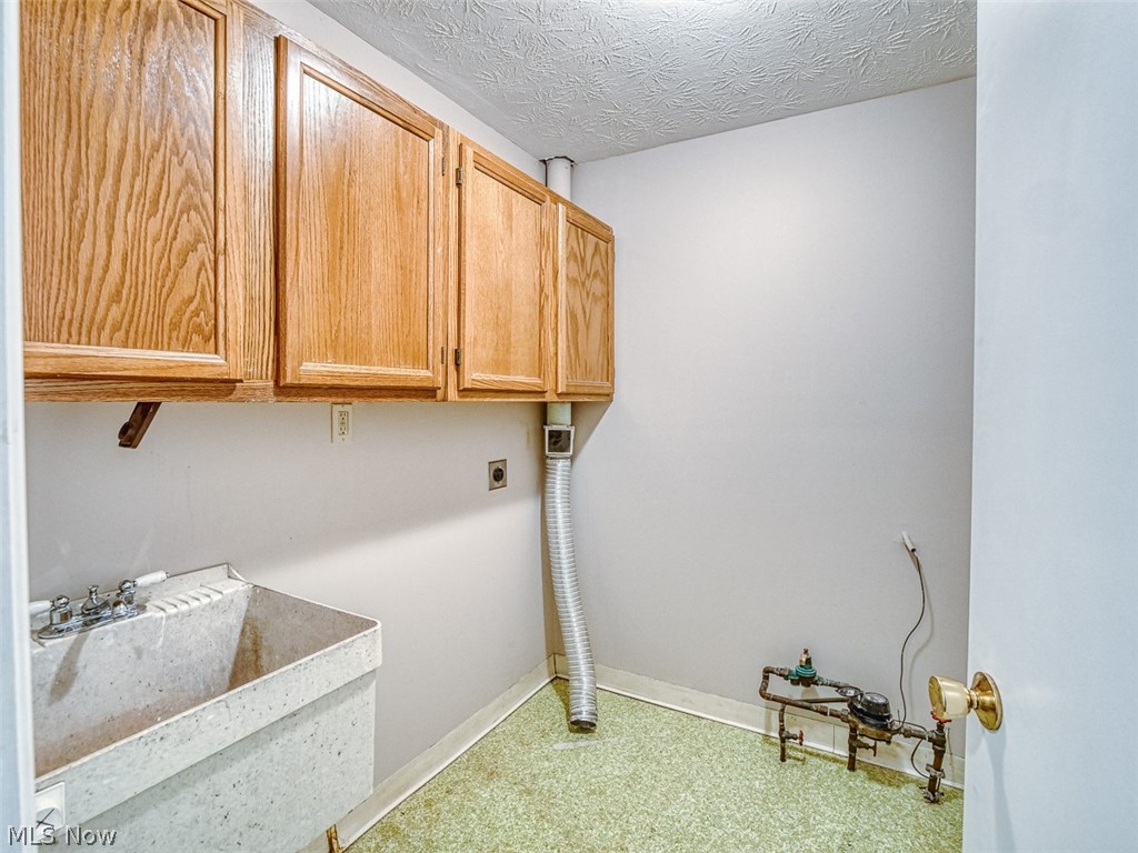 20242 Drake Road Strongsville, OH 44149 - Photo 17 of 22 Gallery Image 17