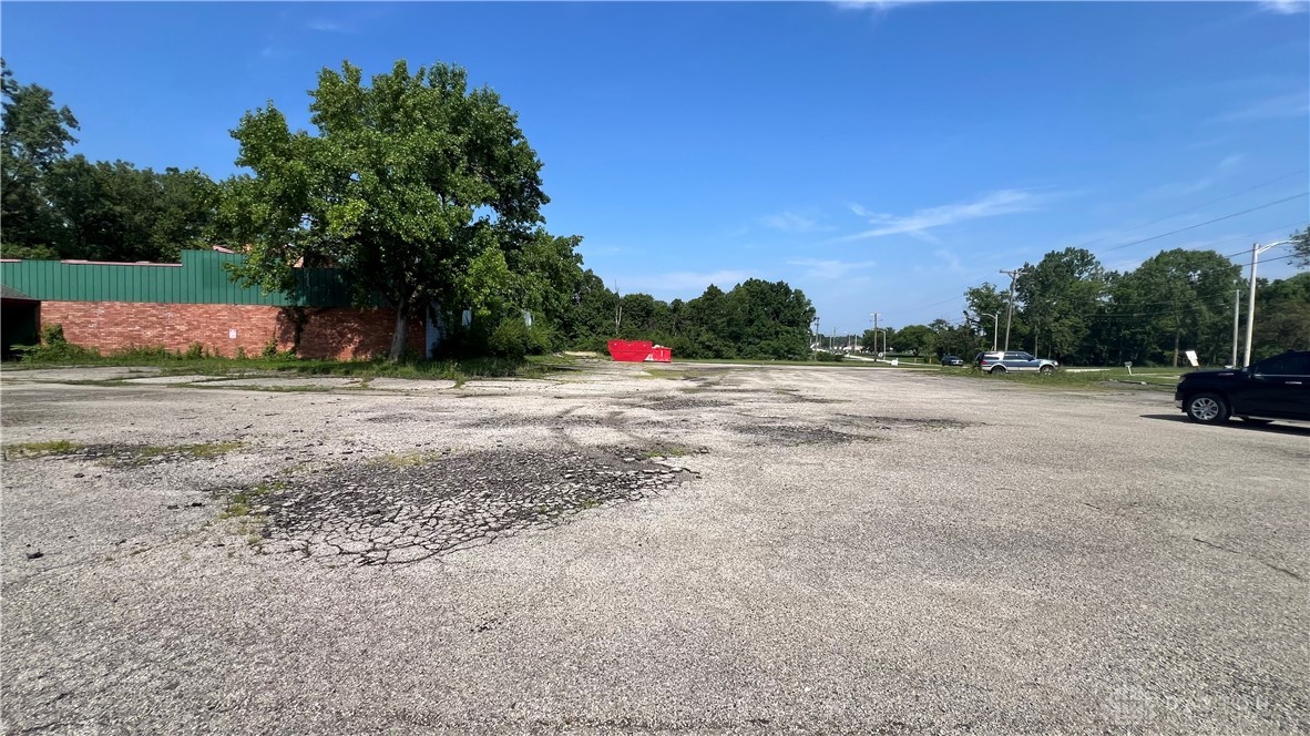 7415 Pleasant Plain Road Clayton, OH 45315 - Photo 5 of 13