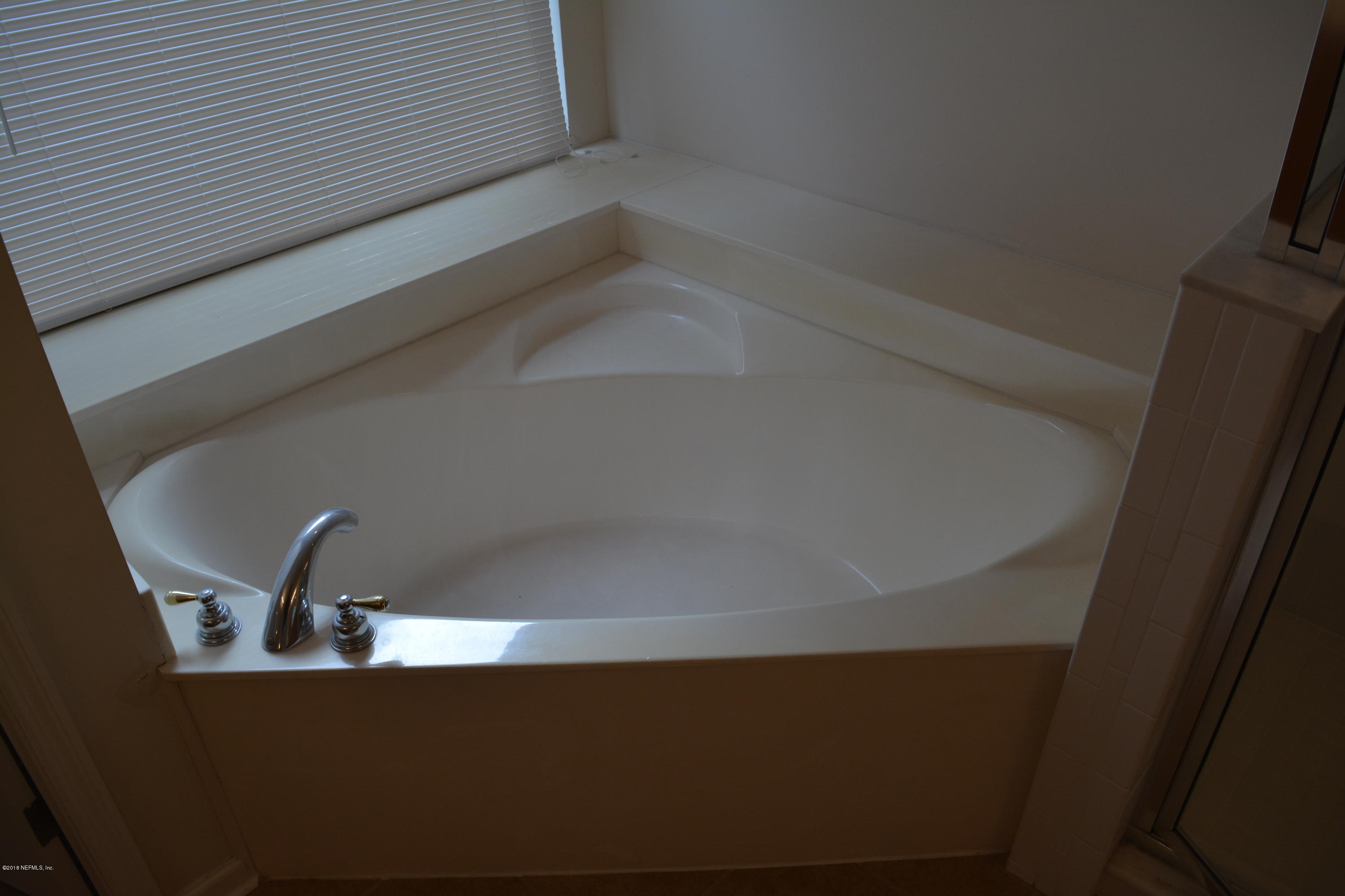10142 Sandler Road Jacksonville, FL 32222 - Photo 25 of 33 a close view of sink