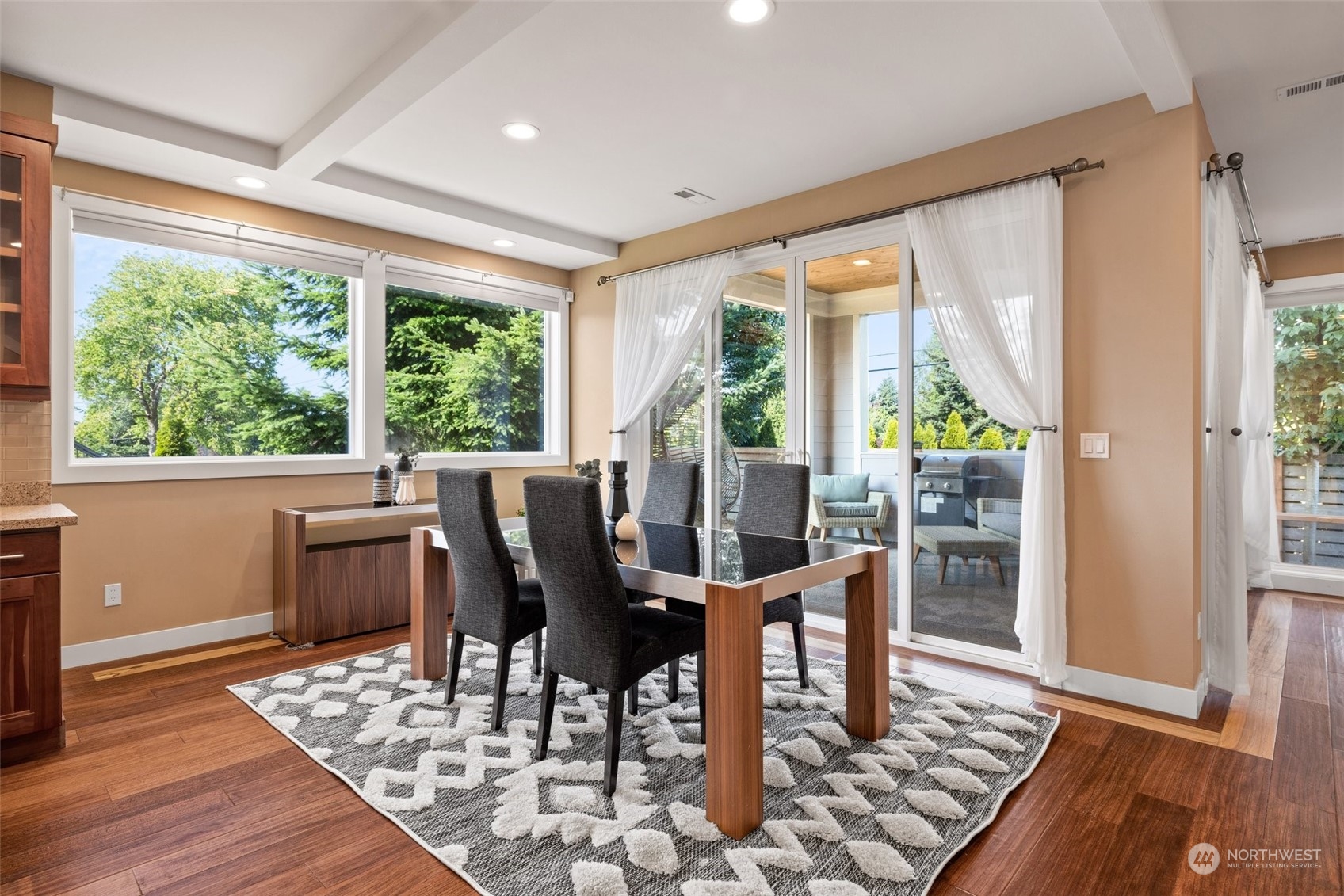 18635 108th Avenue Southeast Renton, WA 98055 - Photo 14 of 40 Gallery Image 14