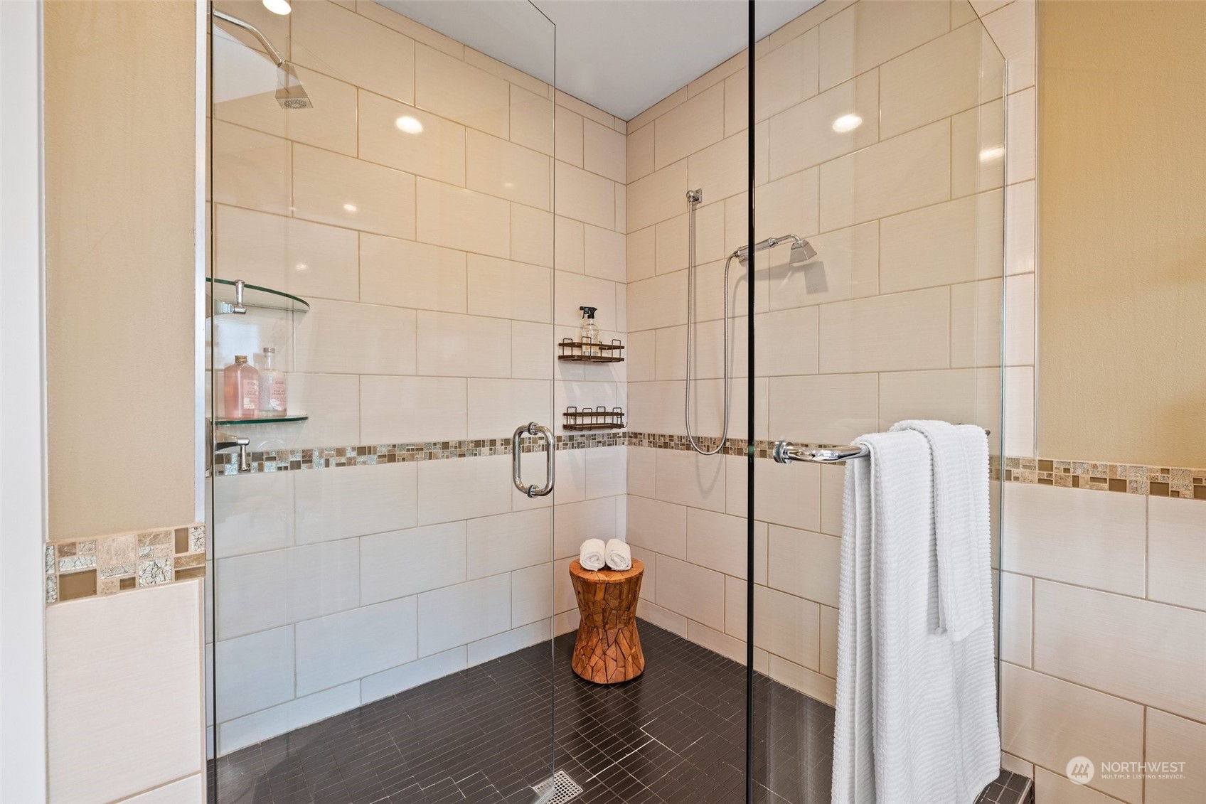 18635 108th Avenue Southeast Renton, WA 98055 - Photo 28 of 40 Gallery Image 28