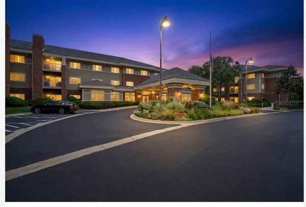 $54,900 | 801 North McLean Boulevard, Unit 330, Elgin, IL 60123