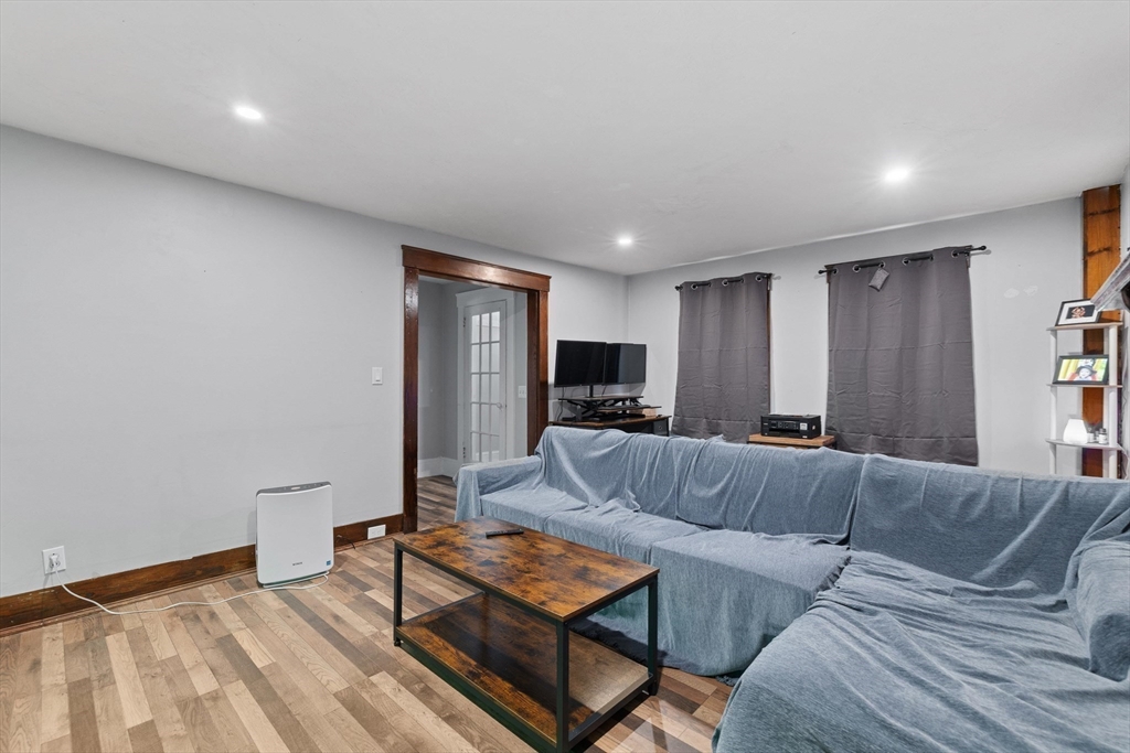 113 Main Street Oxford, MA 01540 - Photo 14 of 39