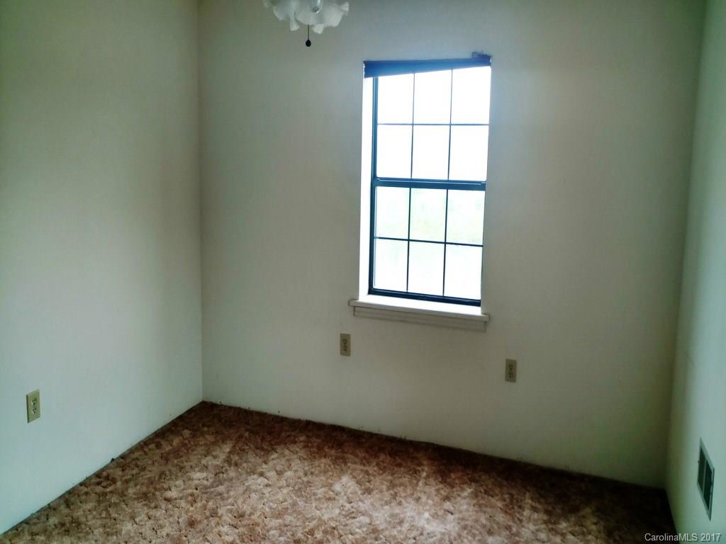 437 High Shoals Road Lincolnton, NC 28092 - Photo 5 of 9 Gallery Image 5