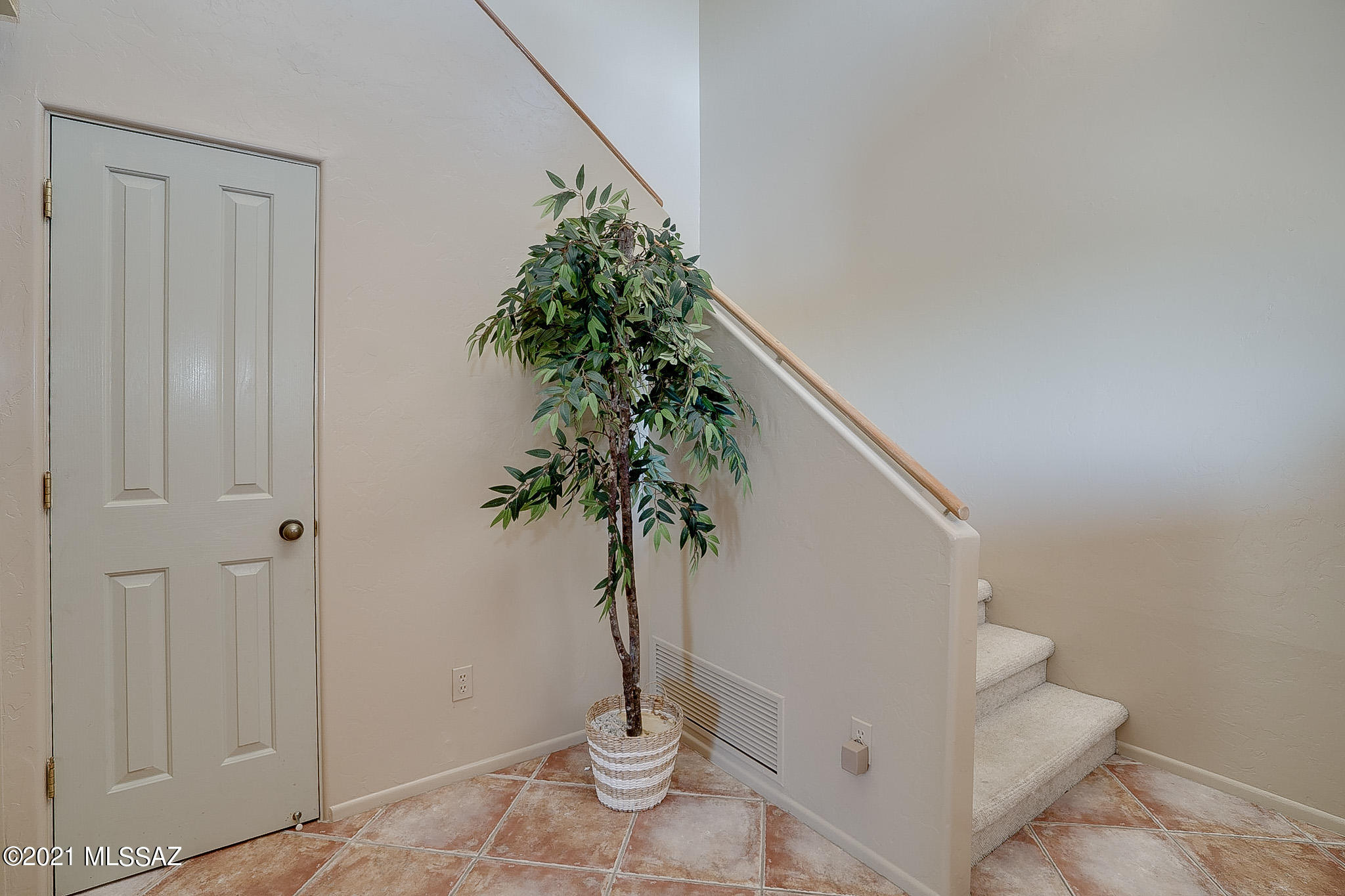 10 West Stone Loop Tucson, AZ 85704 - Photo 8 of 50 Gallery Image 8