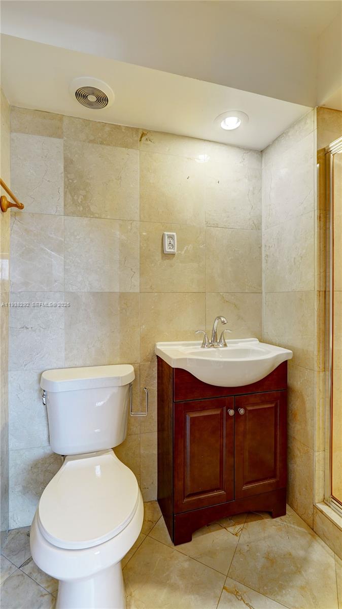 1299 West 77th Street Hialeah, FL 33014 - Photo 29 of 34