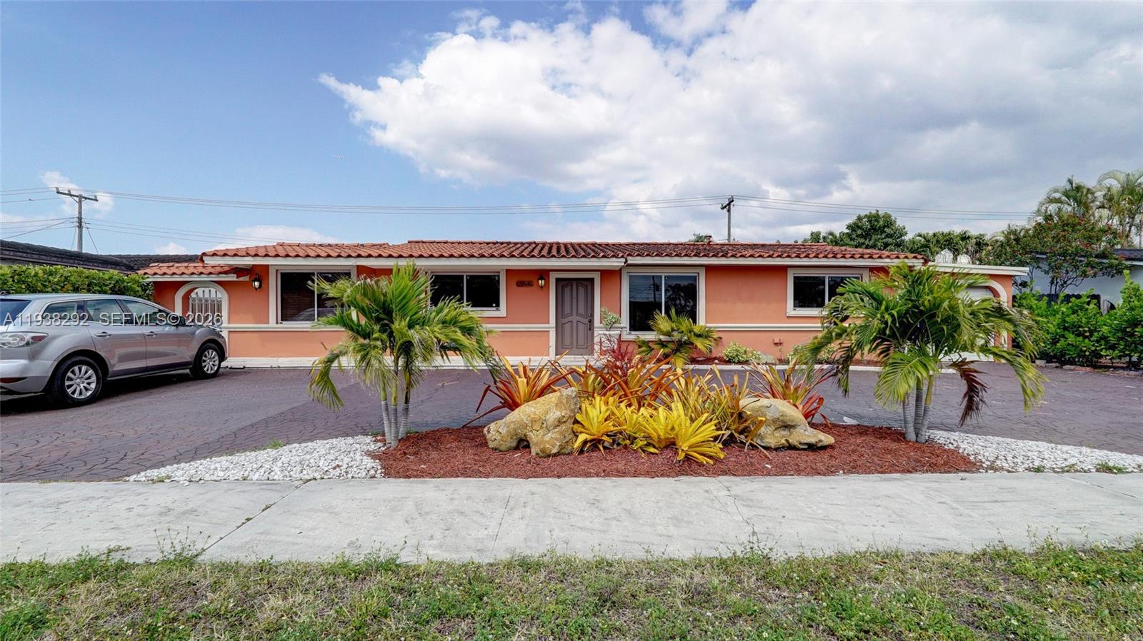 1299 West 77th Street Hialeah, FL 33014 - Photo 3 of 34