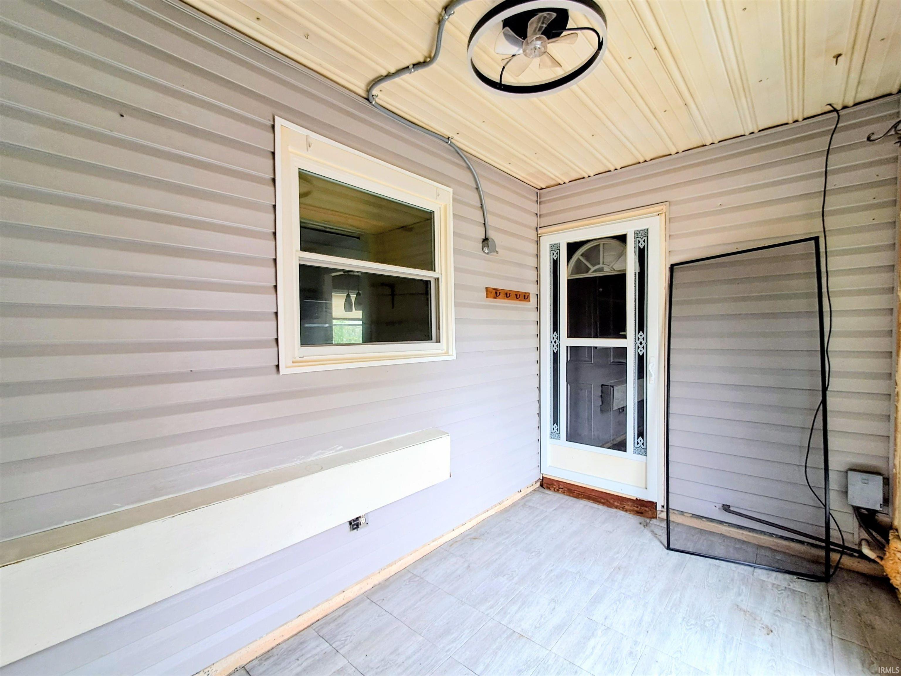 1534 Forbes Avenue Peru, IN 46970 - Photo 5 of 32
