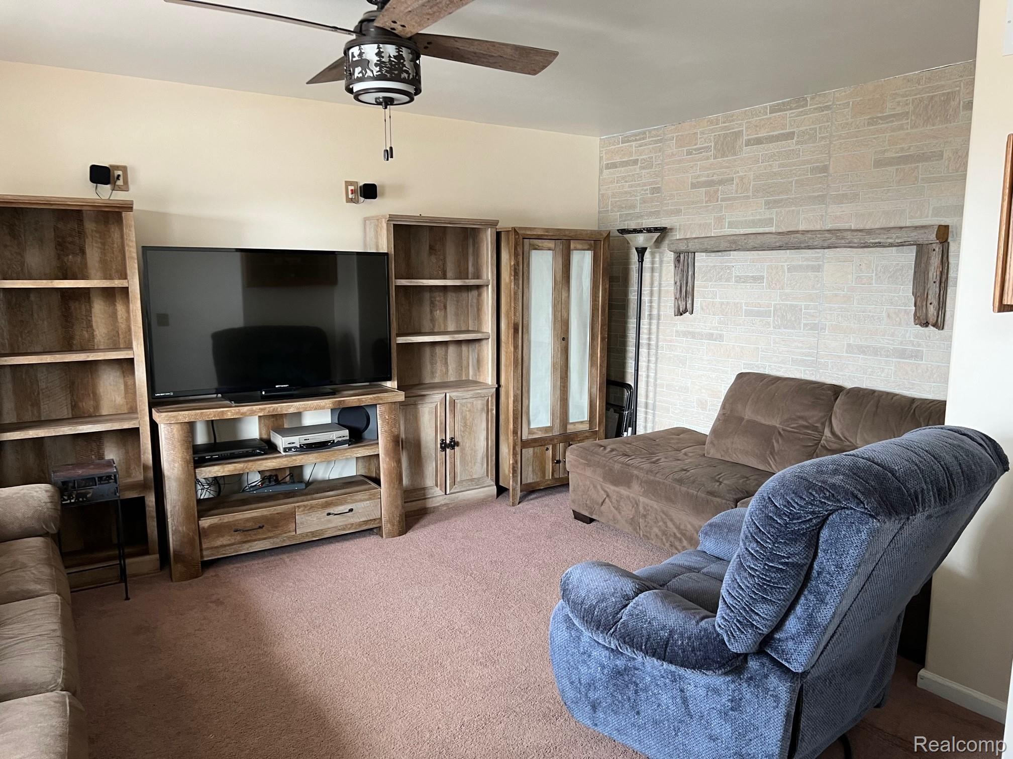 3159 East Burnside Road North Branch, MI 48461 - Photo 11 of 24 IMG_1243.jpg