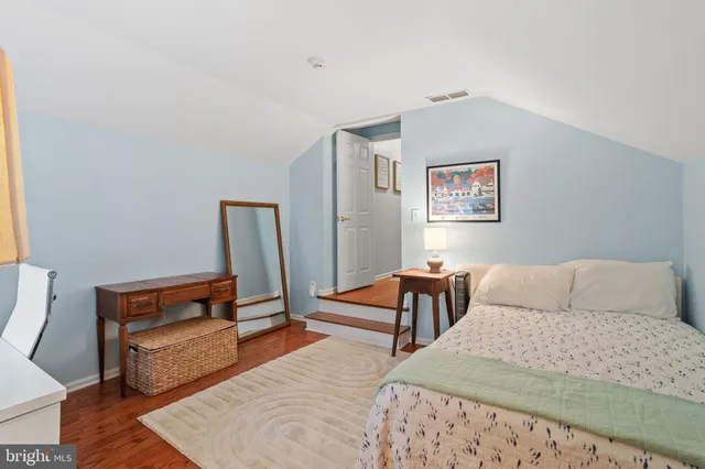 $539,900 | 36 Whitechapel Drive, Mount Laurel, NJ 08054