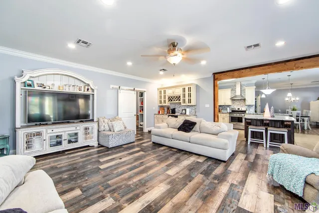 $1,750,000 | 100-102 Pasture Court, Thibodaux, LA 70301