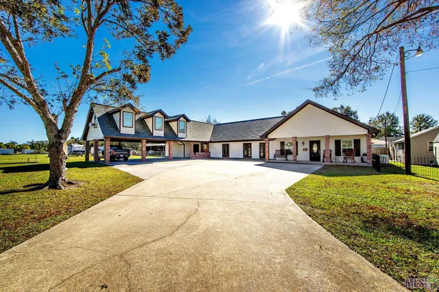 $1,750,000 | 100-102 Pasture Court, Thibodaux, LA 70301