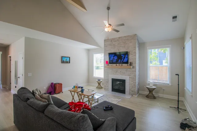 $3,950 | 448 Bluegill Lane, Johns Island, SC 29455