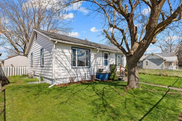 $335,000 | 1611 East Bridgeport Avenue, Spokane, WA 99207