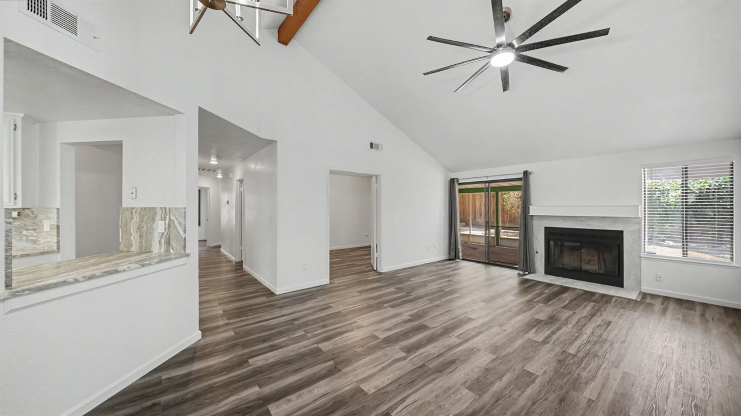 2504 Spring Water Drive Modesto, CA 95355 - Photo 10 of 31