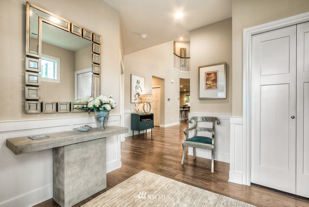 16015 Southeast 141st Place, Unit 2 Renton, WA 98059 - Photo 3 of 31