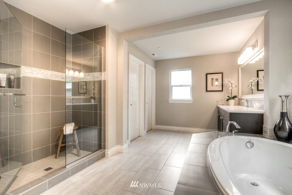 16015 Southeast 141st Place, Unit 2 Renton, WA 98059 - Photo 23 of 31
