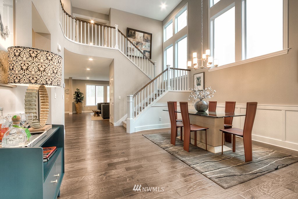 16015 Southeast 141st Place, Unit 2 Renton, WA 98059 - Photo 5 of 31