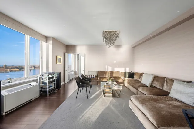 $6,500,000 | 80 Riverside Boulevard, Unit PH1B | Upper West Side