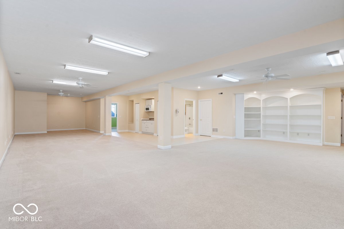 13903 Marble Arch Way Fishers, IN 46037 - Photo 23 of 43