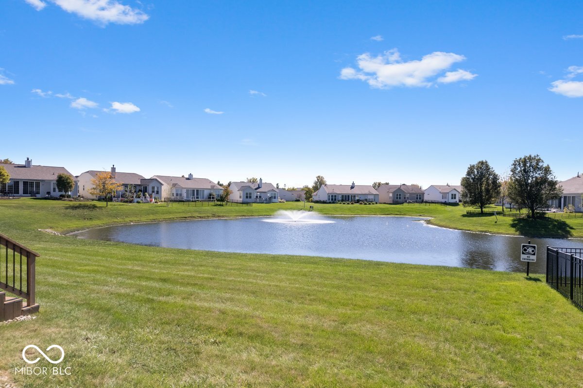 13903 Marble Arch Way Fishers, IN 46037 - Photo 8 of 43