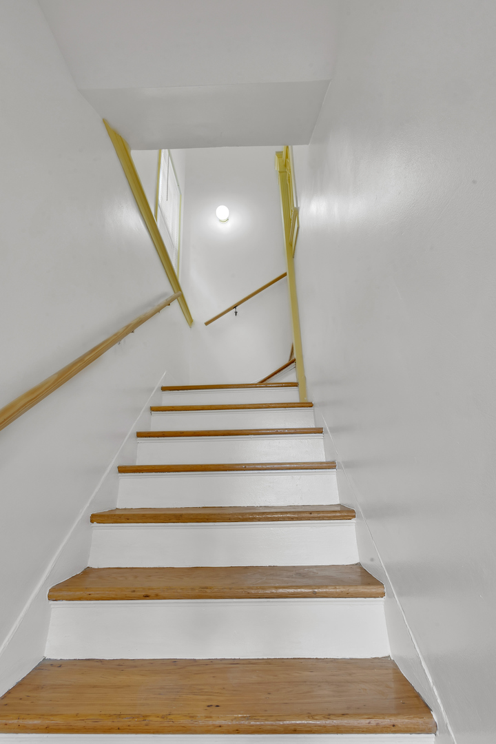 43 North Menard Avenue Chicago, IL 60644 - Photo 11 of 25