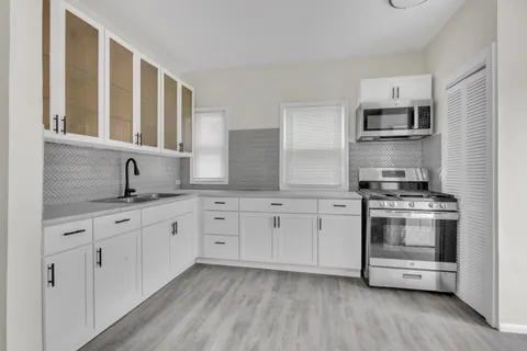 $475,000 | 43 North Menard Avenue, Chicago, IL 60644