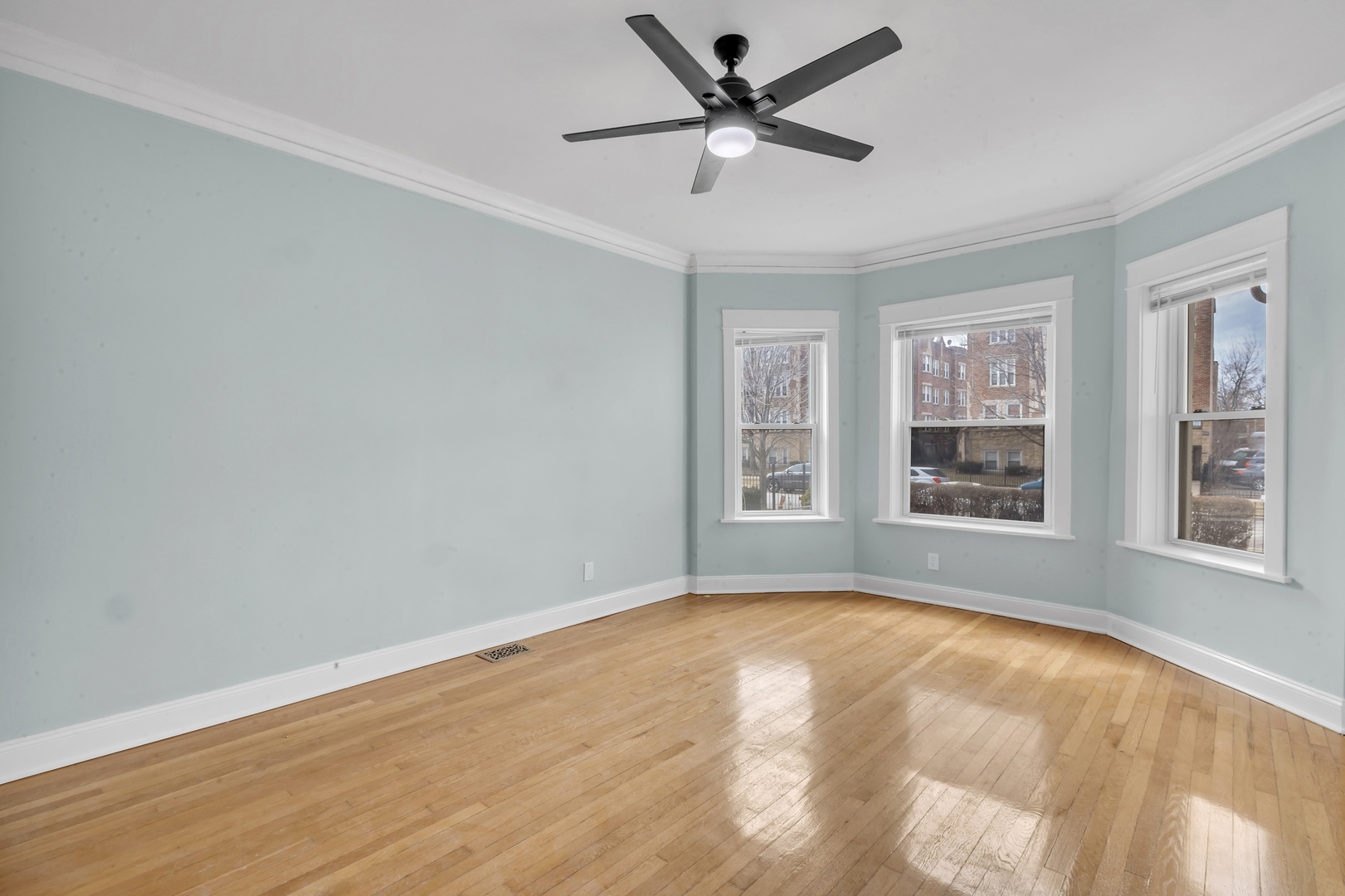 43 North Menard Avenue Chicago, IL 60644 - Photo 2 of 25