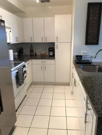 $2,200 | 2400 Southwest 27th Avenue, Unit 304, Miami, FL 33145