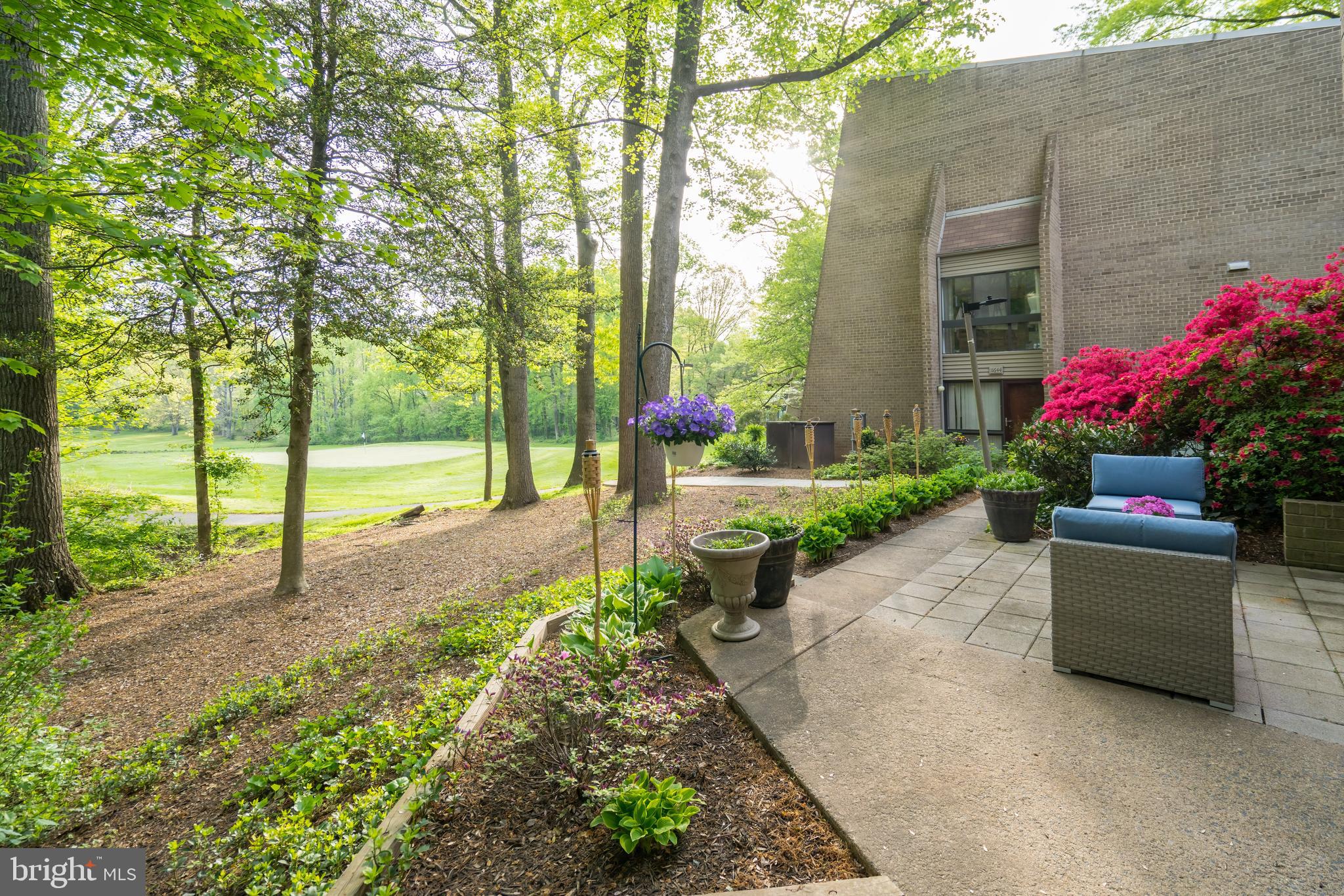 11646 Ivystone Court Reston, VA 20191 - Photo 2 of 28 Perfect for Grillin' and Chillin'
