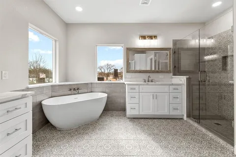 $920,000 | 3417 Park Ridge Boulevard, Fort Worth, TX 76109