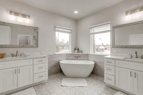 $975,000 | 3417 Park Ridge Boulevard, Fort Worth, TX 76109