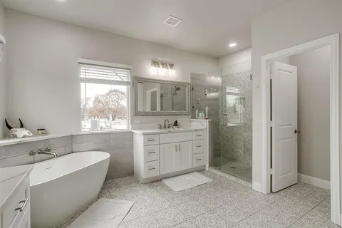 $975,000 | 3417 Park Ridge Boulevard, Fort Worth, TX 76109