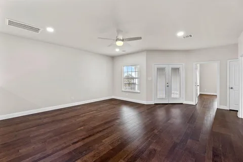 $920,000 | 3417 Park Ridge Boulevard, Fort Worth, TX 76109