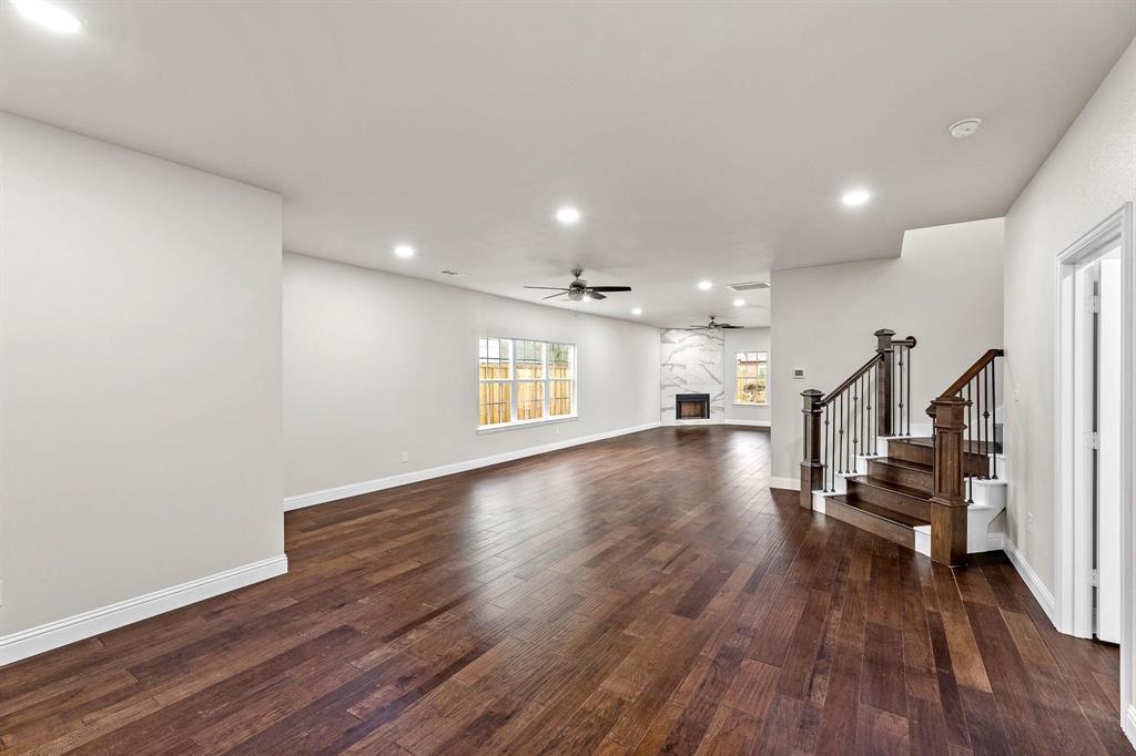 3417 Park Ridge Boulevard Fort Worth, TX 76109 - Photo 3 of 25