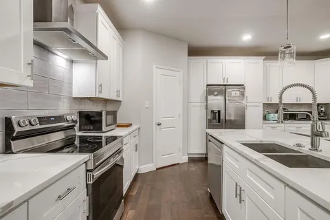 $975,000 | 3417 Park Ridge Boulevard, Fort Worth, TX 76109