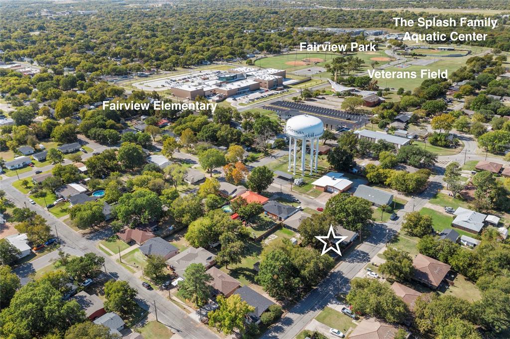 2221 North Alexander Street Sherman, TX 75092 - Photo 37 of 39 an aerial view of residential houses with outdoor space