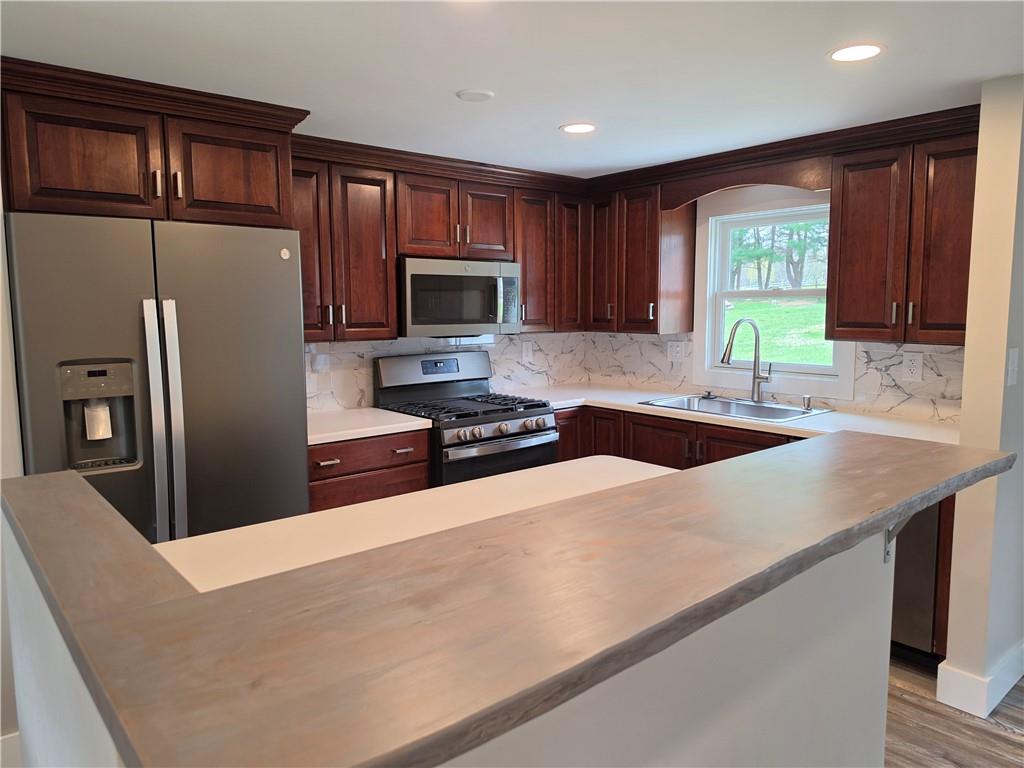 111 Robinson Run Road Butler, PA 16002 - Photo 6 of 27