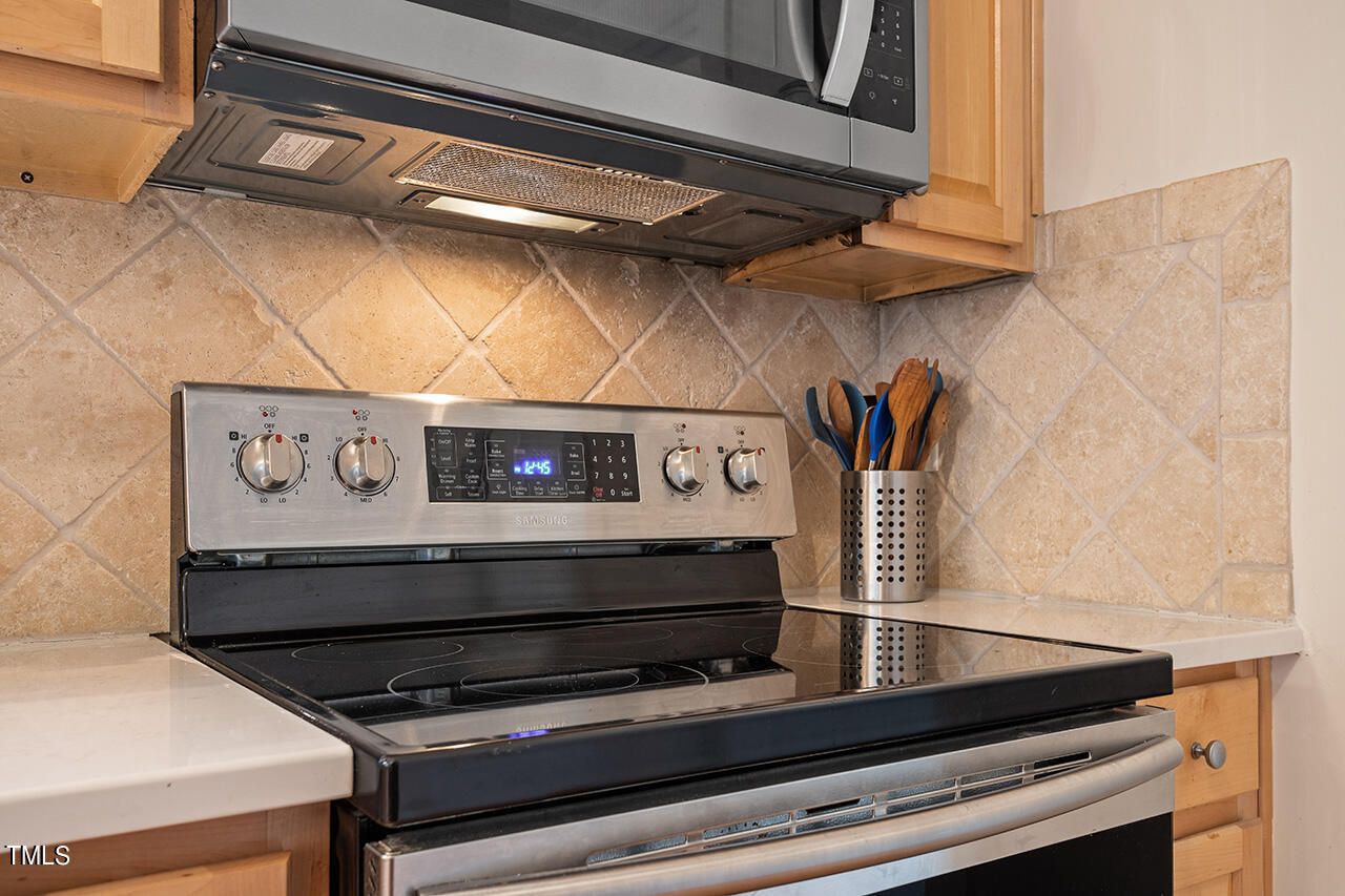 4526 All Points View Way Raleigh, NC 27614 - Photo 11 of 25 a close view of stove