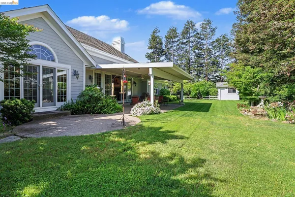 $1,199,000 | 131 Loren Lane, Oakley, CA 94561