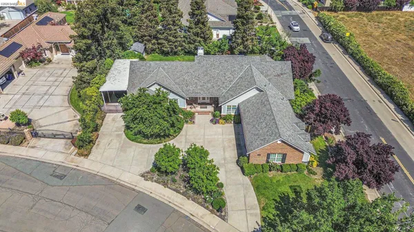 $1,199,000 | 131 Loren Lane, Oakley, CA 94561