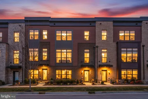 $1,395,000 | 3262 Royal Fern Place, Rockville, MD 20852