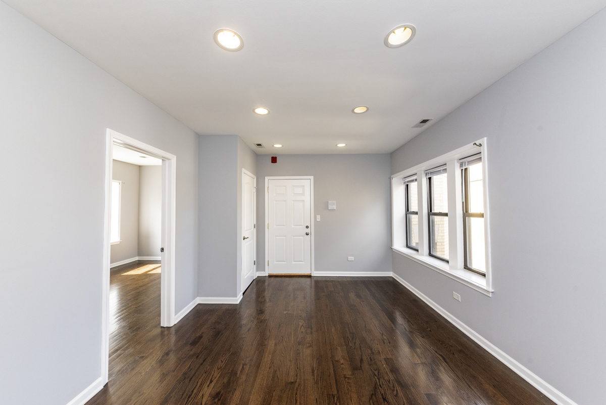 1010 South 1st Avenue, Unit 201 Maywood, IL 60153 - Photo 3 of 9