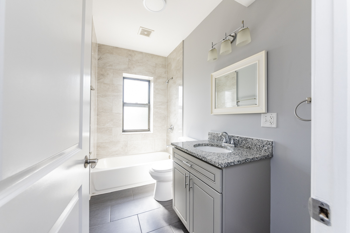 1010 South 1st Avenue, Unit 201 Maywood, IL 60153 - Photo 8 of 9