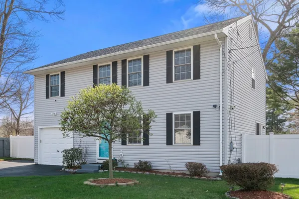 $400,000 | 64 Wilmington Avenue, Springfield, MA 01119