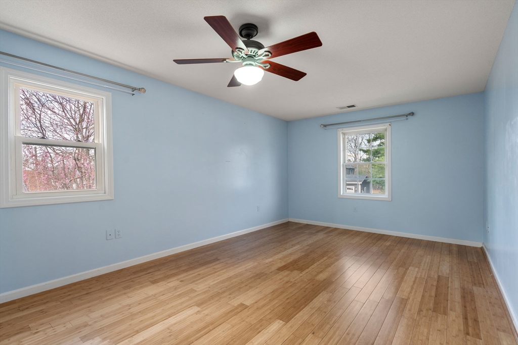 64 Wilmington Avenue Springfield, MA 01119 - Photo 14 of 39